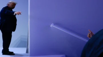 صراع الذهب والدولار.. هل تنهار ملامح النظام الاقتصادي العالمي الحالي؟